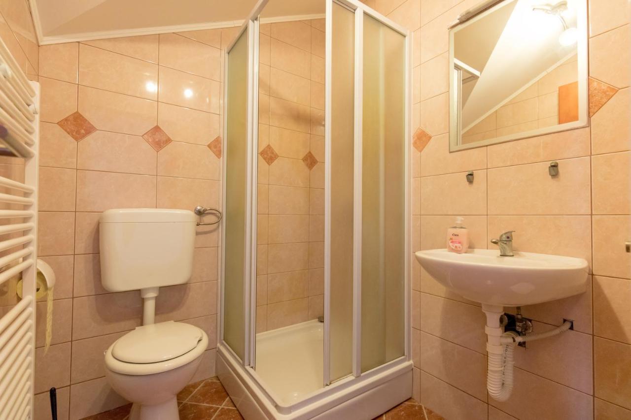 Guesthouse Capistro Bilje Esterno foto