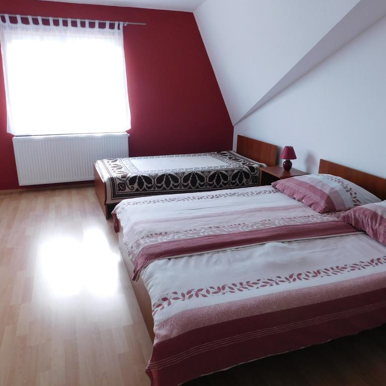 Guesthouse Capistro Bilje Esterno foto